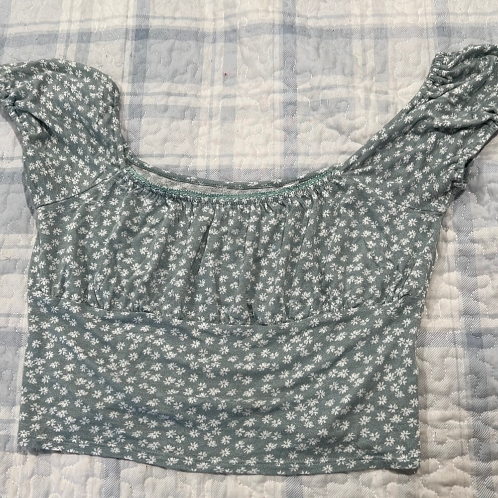 green pacsun top